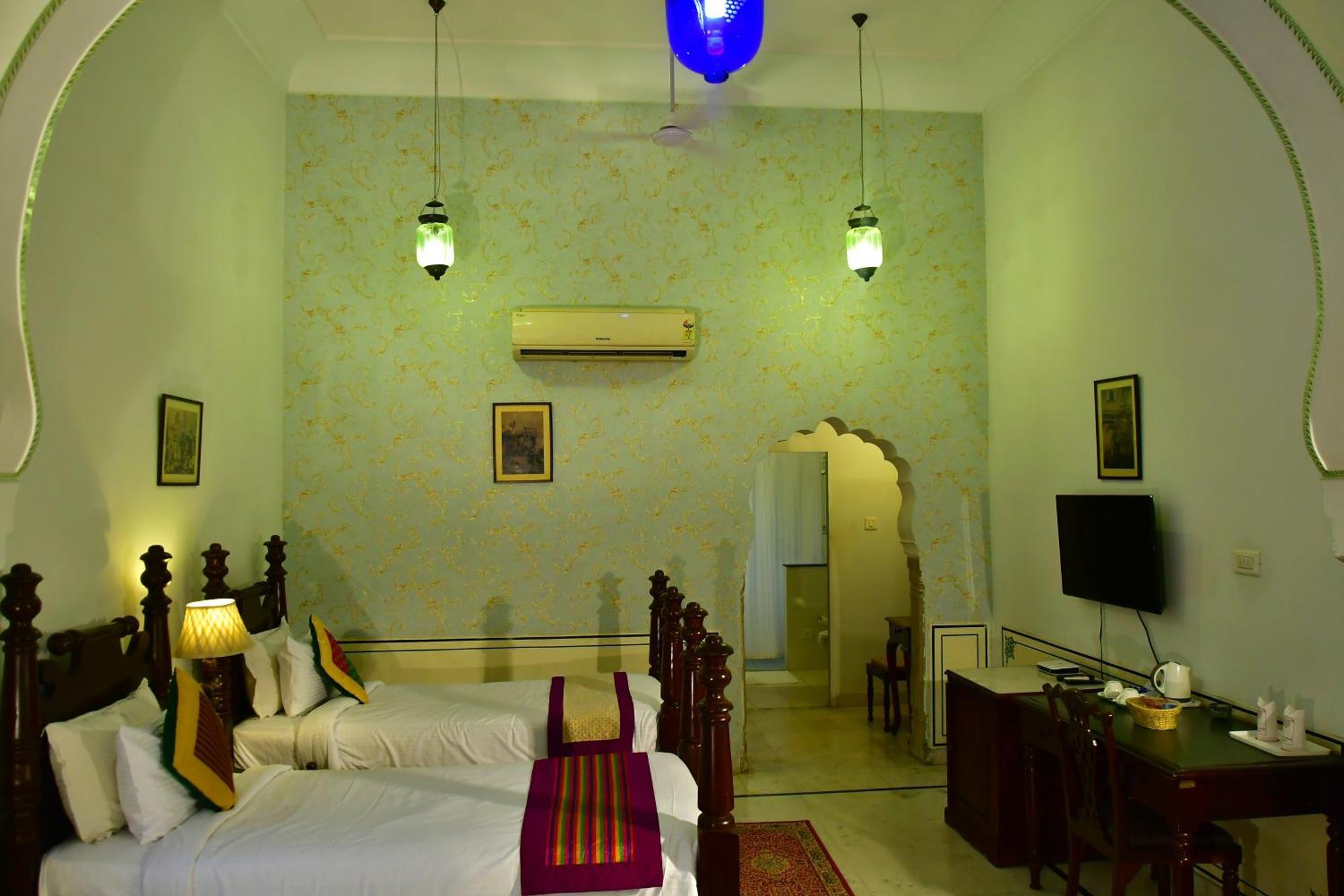 Khandela Haveli - A Boutique Heritage Hotel Jaipur Bagian luar foto