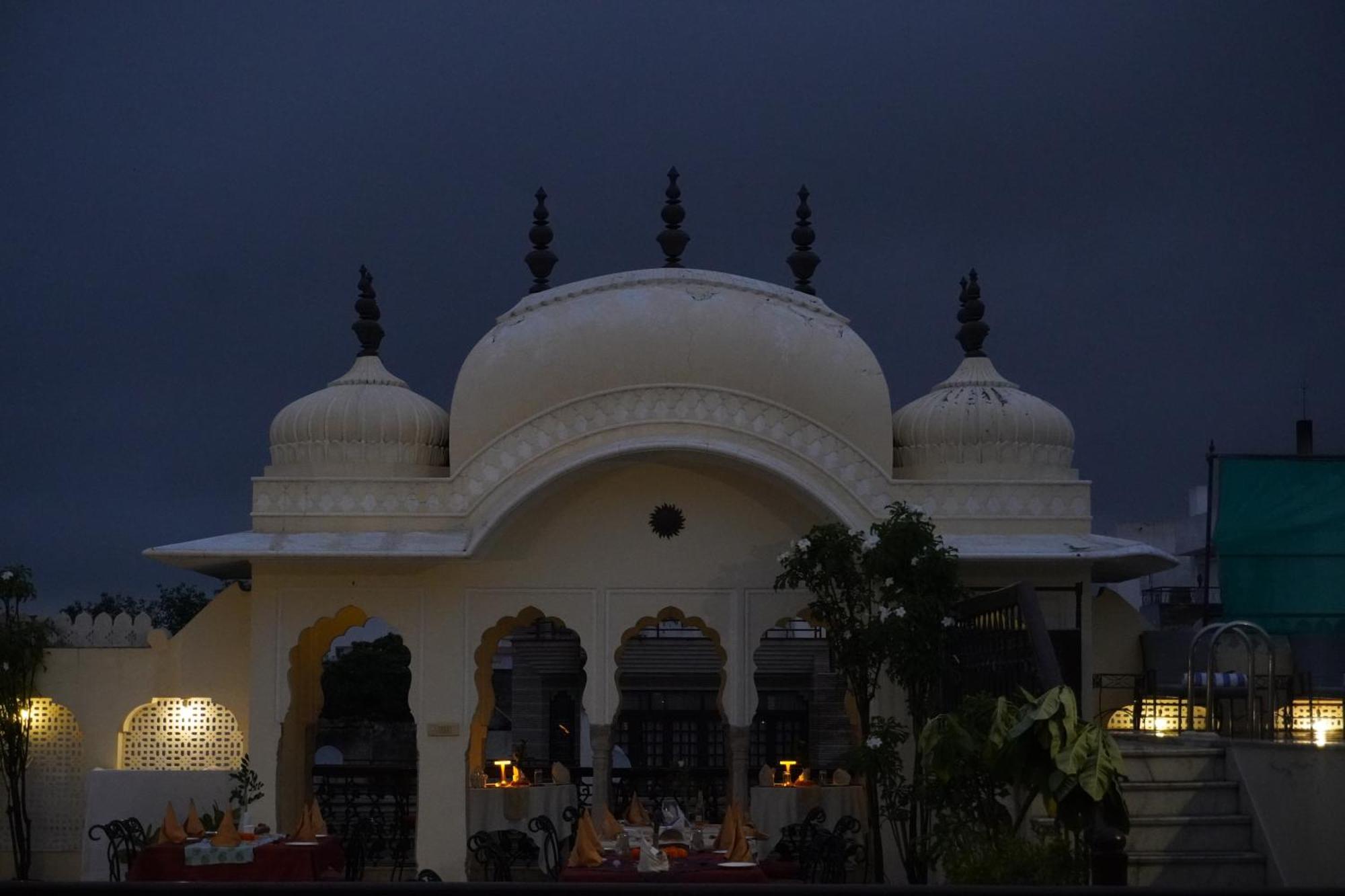Khandela Haveli - A Boutique Heritage Hotel Jaipur Bagian luar foto